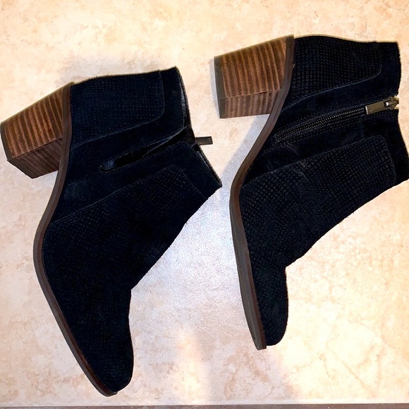 LUCKY BRAND ANKLE BOOTS - Picture 4 of 13